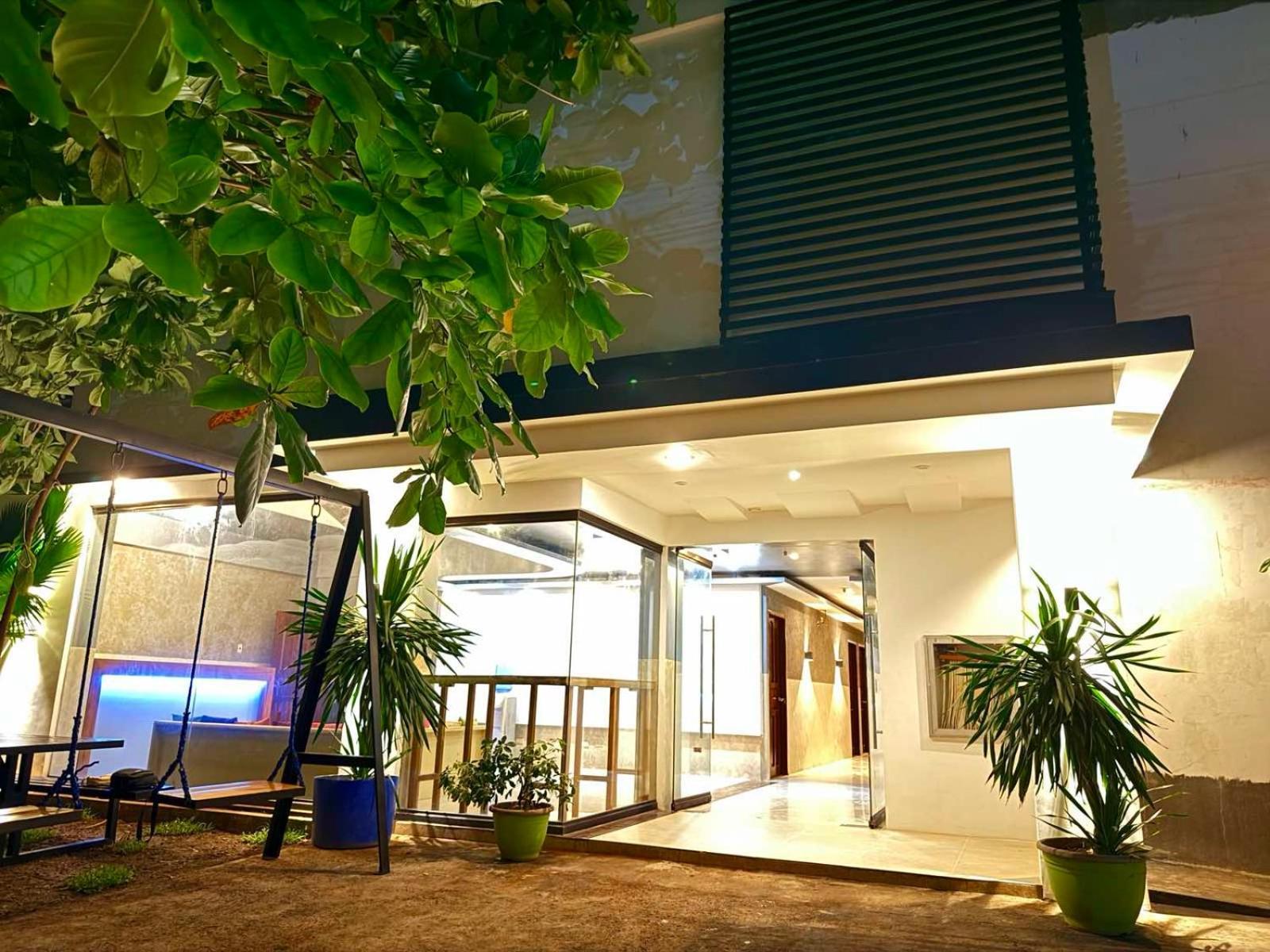 Goofy Ants Hostel Puerto Princesa Kültér fotó